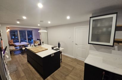 Expert Kitchen Painting – Walls, Ceilings, and More